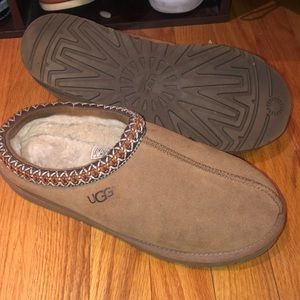 UGG